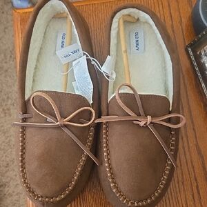 Old Navy Brown Faux-Suede Moccasin Slippers with Cream Lining